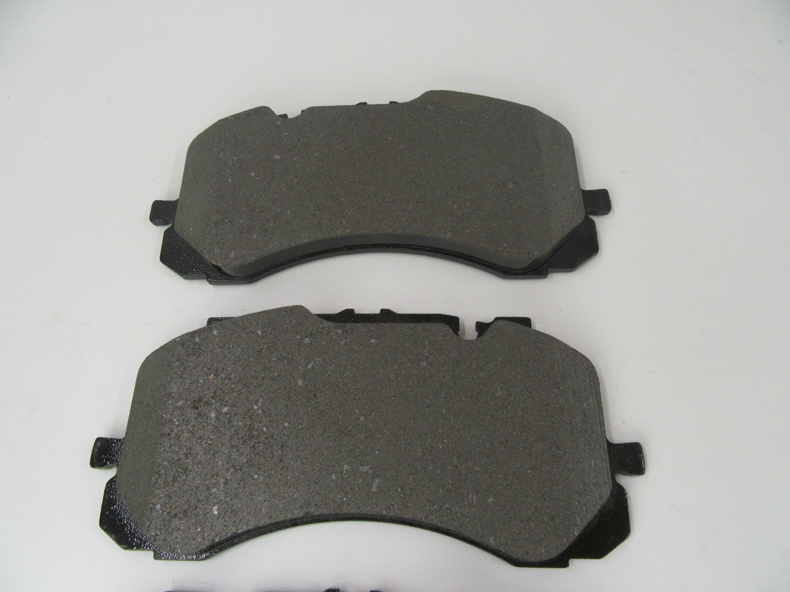 Bentley Bentayga front rear brake pads TopEuro 648