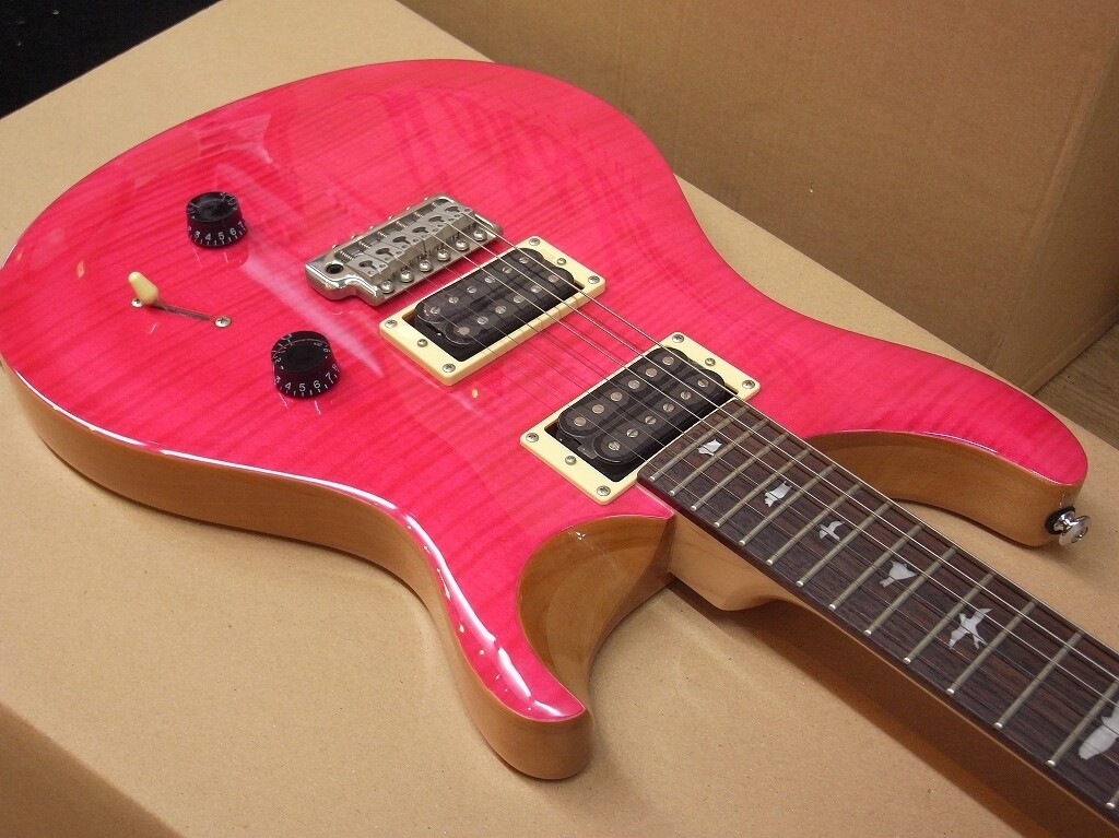 美品　PRS SE Custom 24 Bonnie Pink PRS SE Custom 24 - Bonnie Pink