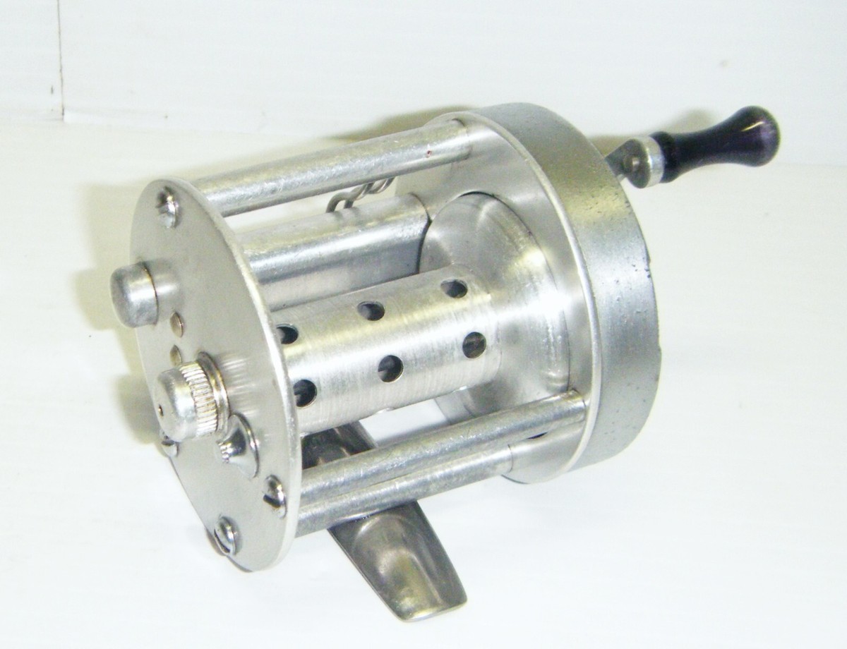 Vintage Langley LakeCast Model 350 Bait Casting Reel | eBay