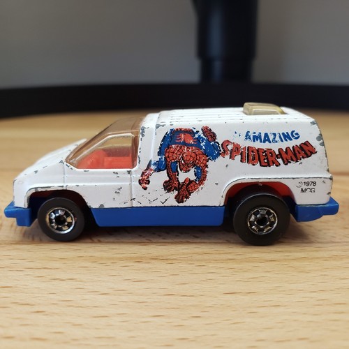 Hot Wheels Scene Machines GMC Motorhome & Classic Customs 1976-78 Hong Kong Base - Picture 11 of 20