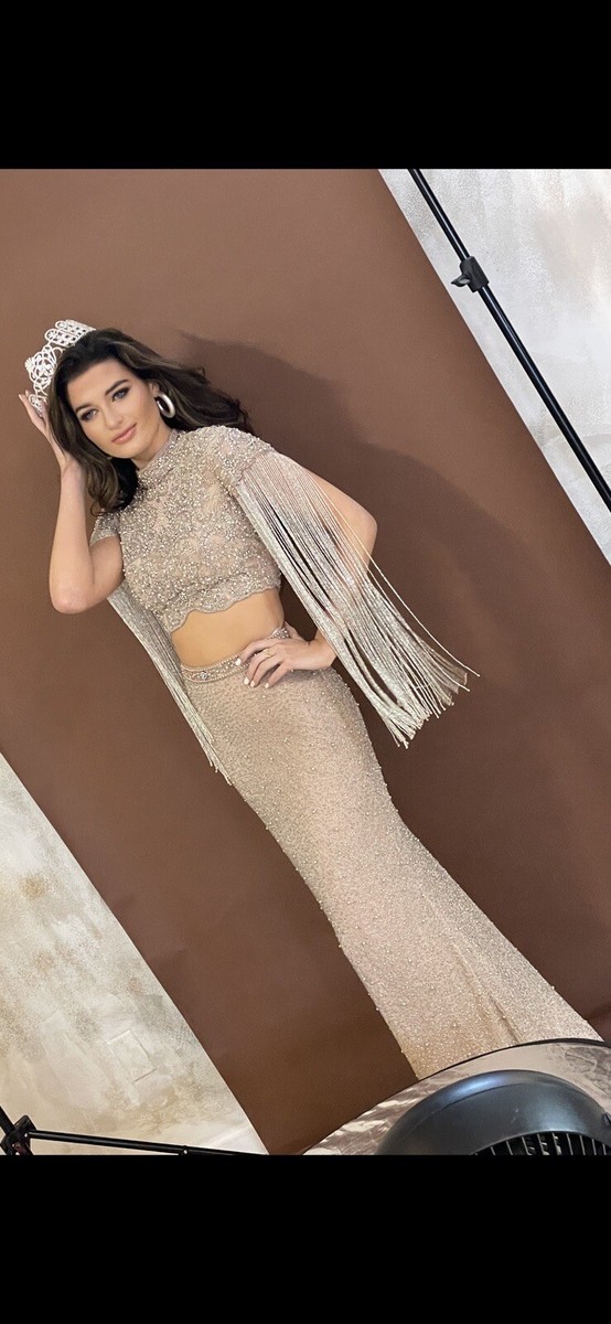 Sherri Hill Size 2 Gold two piece fringe dress. Full length. Excellent Condition | eBay Sherri Hill Size 2 Gold two piece fringe dress. Full length. Excellent Condition | eBay