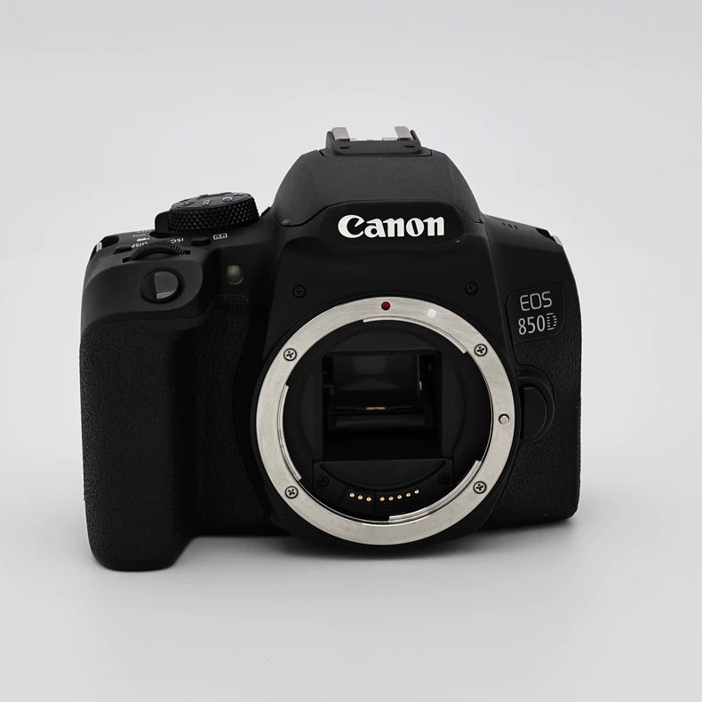 Canon EOS Rebel T8i