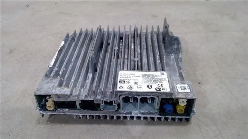Receptor de radio GMC ACADIA 2020-2022 Match OEM 84817042  Foto 3 de 4