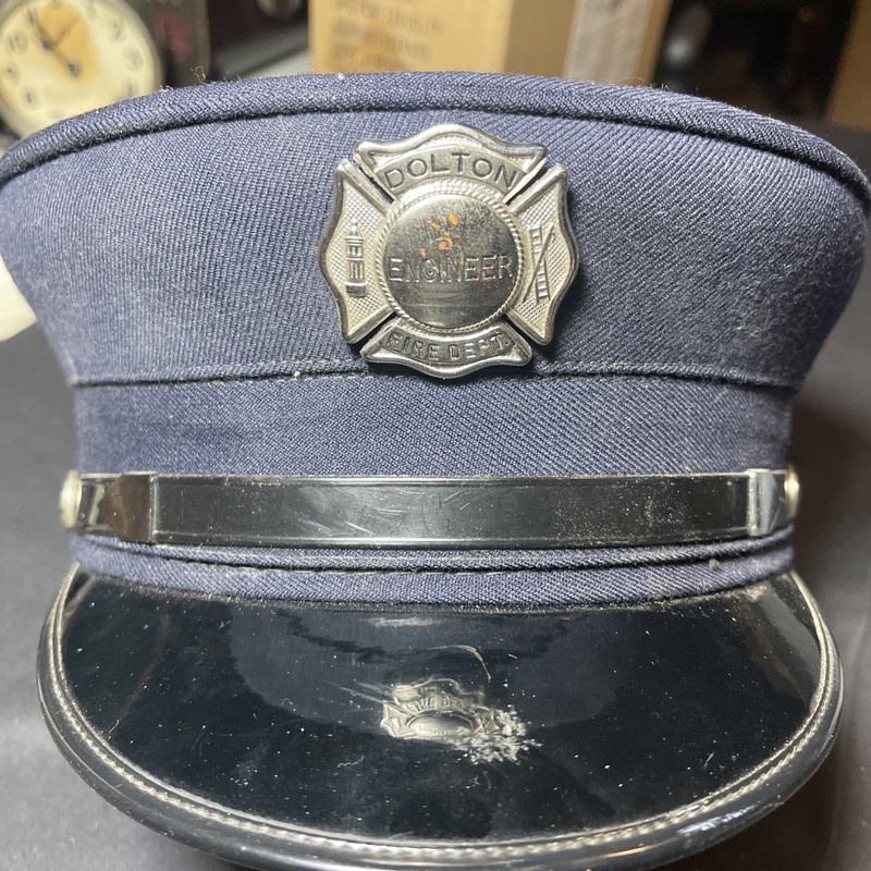Vintage Fire Department Dress Hat w engineer badge, Dolton FD ￼