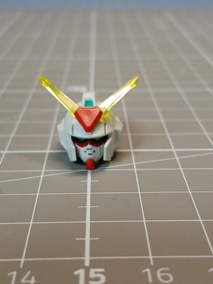 Sold as-is / For parts or not working beginning head hg gunpla gundam GUNDAM
