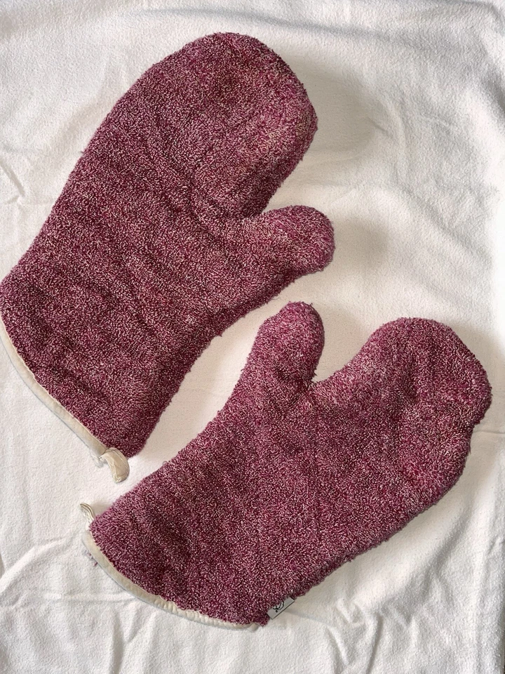 Pampered Chef Oven Mitts Terry Hot Pad Cranberry Red 1329 Retired Pro Chef - Image 2 of 4
