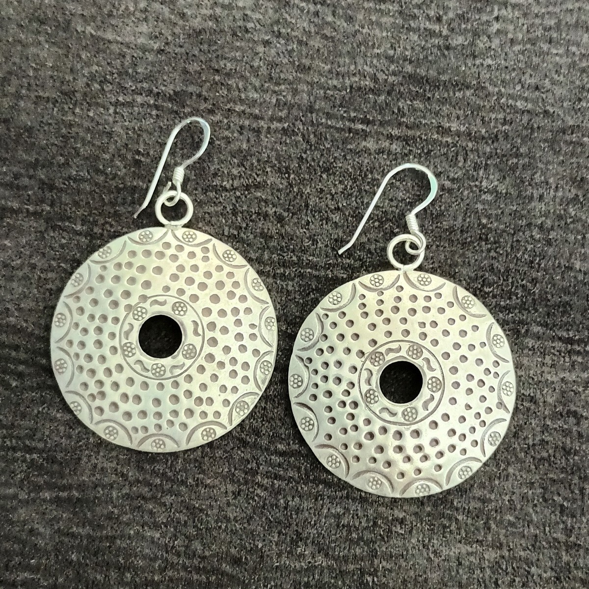 ★SENTIMENTS★ NO.578 [SILVER] ROUND KEY HOLE EARRING NO.578 [SILVER] ROUND KEY HOLE EARRING - SENTIMENTS | 60