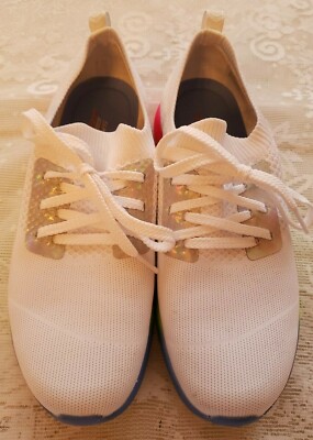 WOMEN SKECHERS BOBS MEMORY FOAM SNEAKERS WHITE SIZE 9