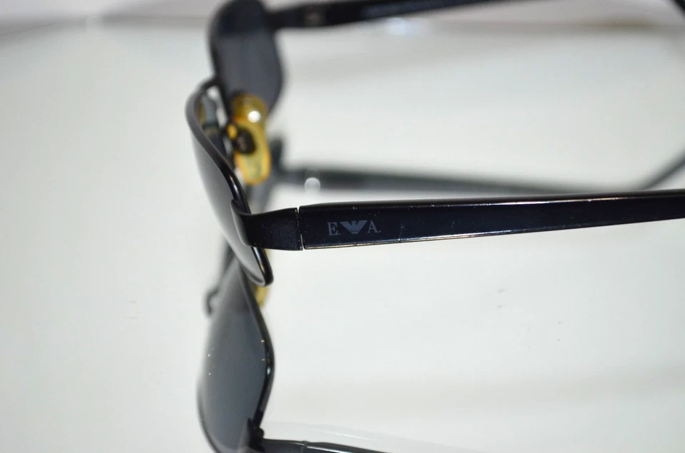 RARO Gafas de sol Emporio Armani Metal Negro De colección Y2K 130-S 706 GRANDES 130 Foto 3 de 4