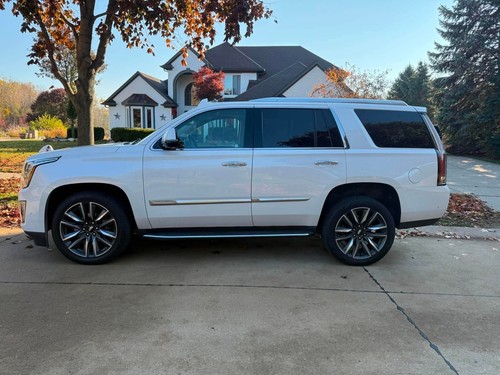 2018 Cadillac Escalade PREMIUM LUXURY
