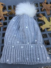 Justice Girls Sequined Gray Pom Pom Knit Hat New