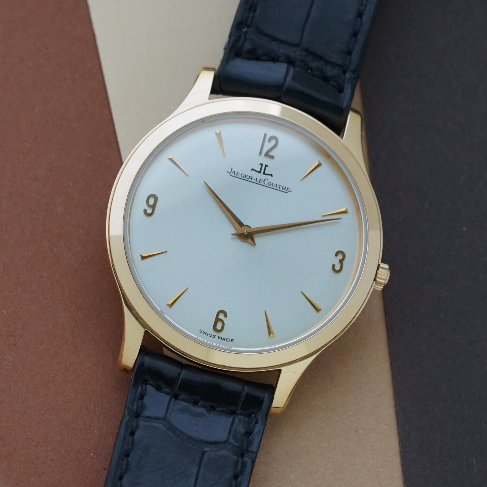 Jaeger LeCoultre Master Control 145.2.79 18k Rose Gold Ultra-Thin Manual w/ Box image 3