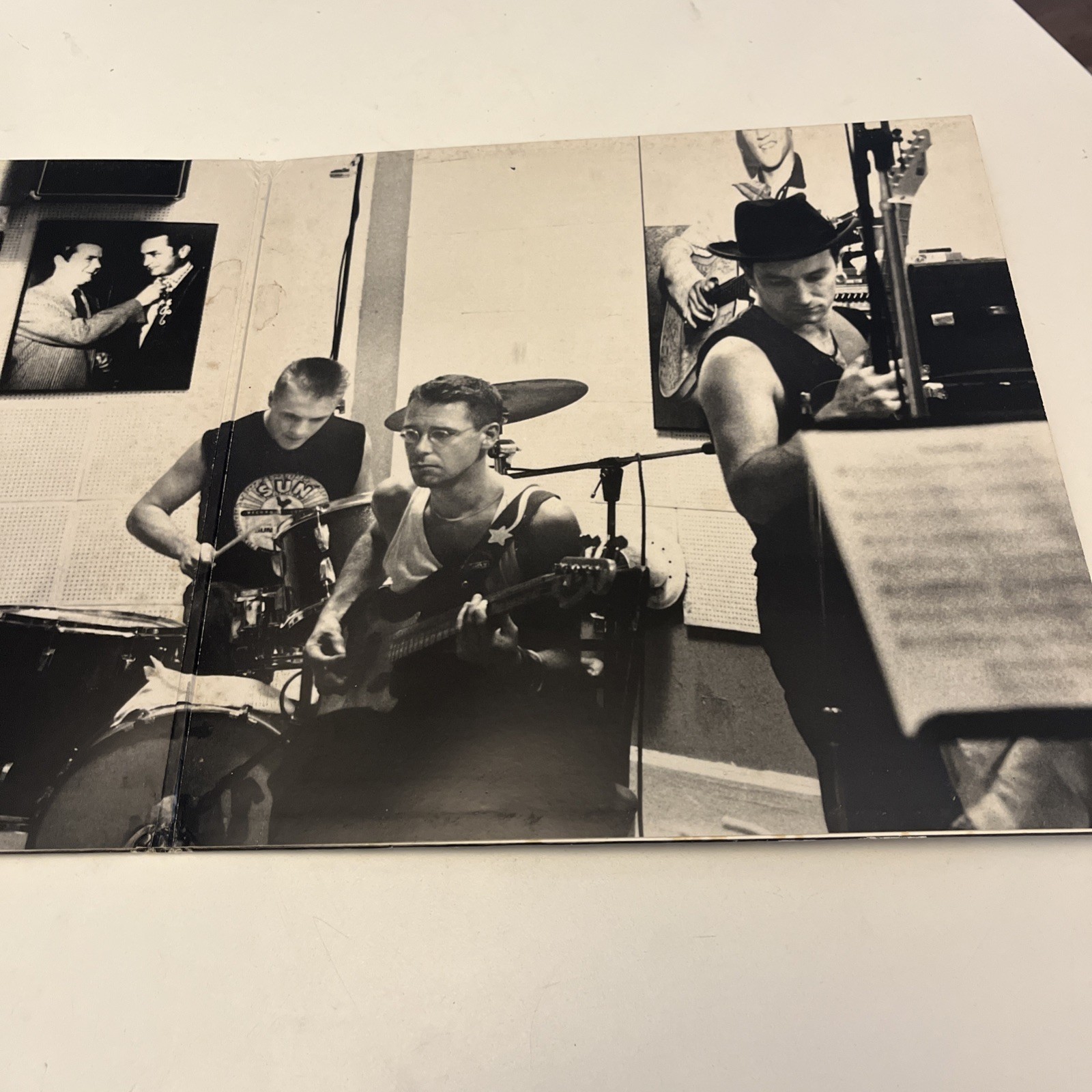 Picture 3 of 11