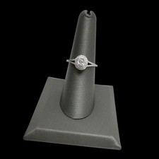 10K White Gold .483ctw Cluster Engagement Ring Sz: 7 - 2.03G! (WMP016111)