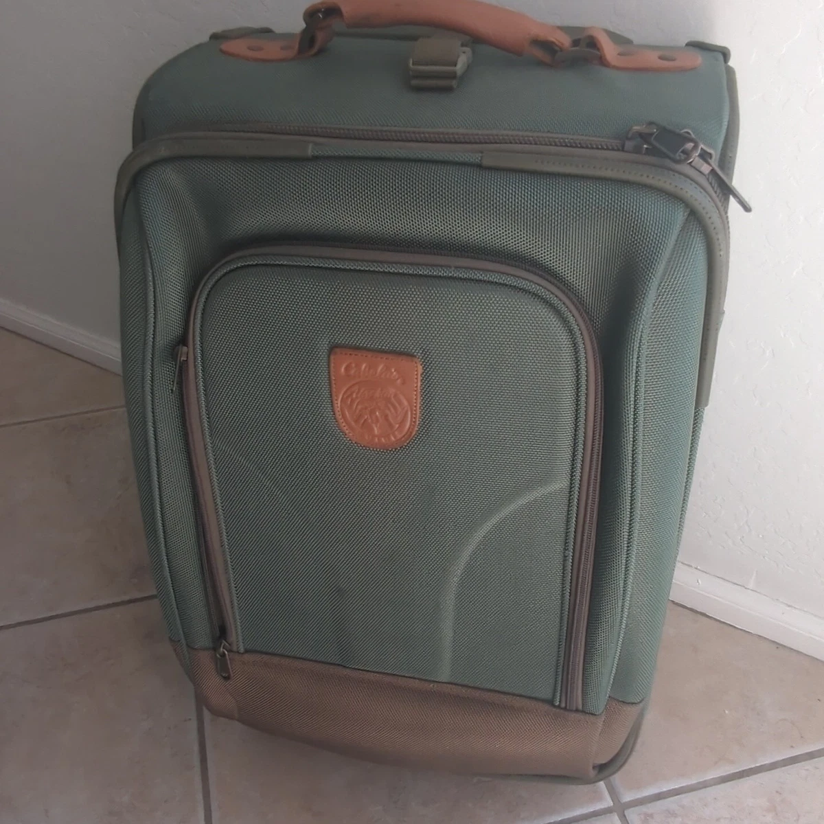 Cabelas Luggage Travel Bag Rolling Luggage Canvas Leather 22 Tall