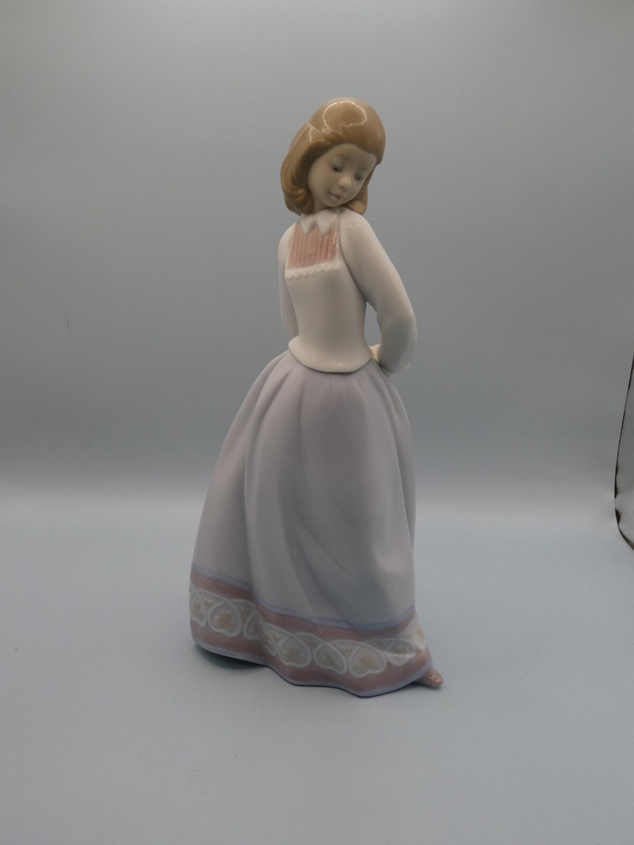 lladro♡sweet and shy 6754