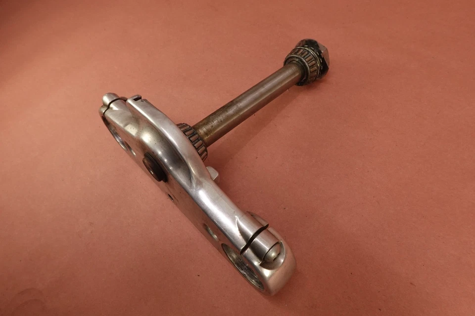 2000-2007 Harley Davidson Dyna Low Rider FXDL Triple Tree Lower Clamp Stem - Image 2 of 4