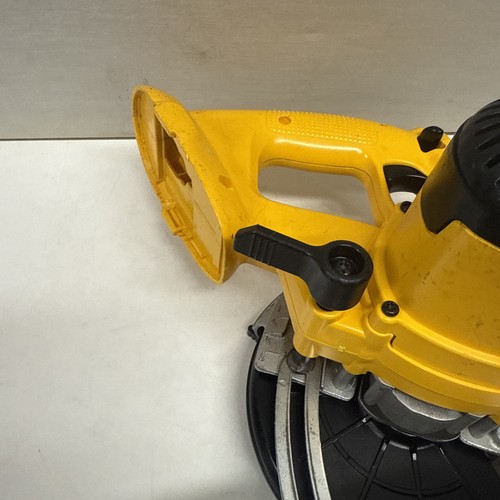DeWalt XRP 18V Cordless 165mm Circular Saw DC390 BARE UNIT TOOL BODY ONLY - Picture 18 of 24