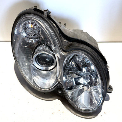 Mercedes CLK W209 Xenon Scheinwerfer rechts Beifahrerseite A2098200861 *Bruch*