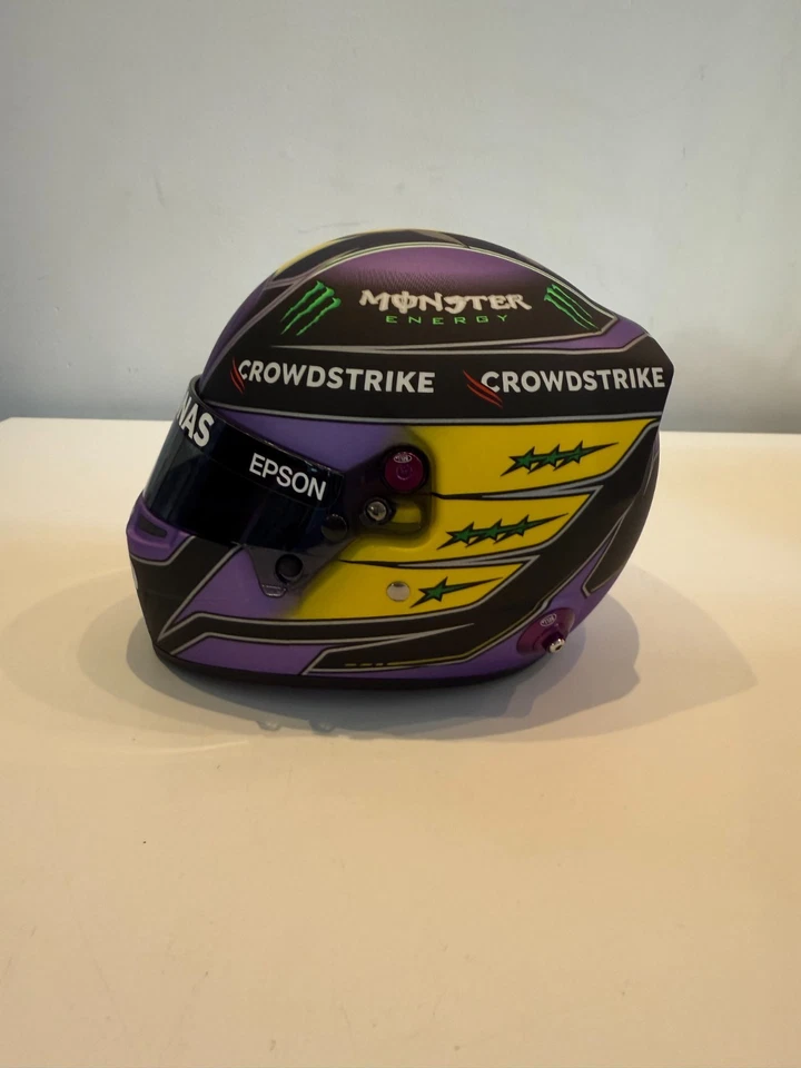 Lewis Hamilton helmet brazil 2021 1/2 Mercedes Formula 1 - Bild 3 von 4
