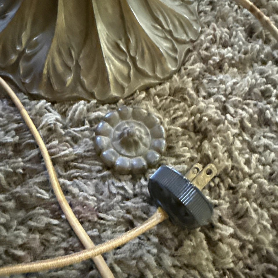 Abajur de mesa antigo Miller & Co. vidro escória art nouveau painel caramelo sombra década de 1920 - Imagem 4 de 4