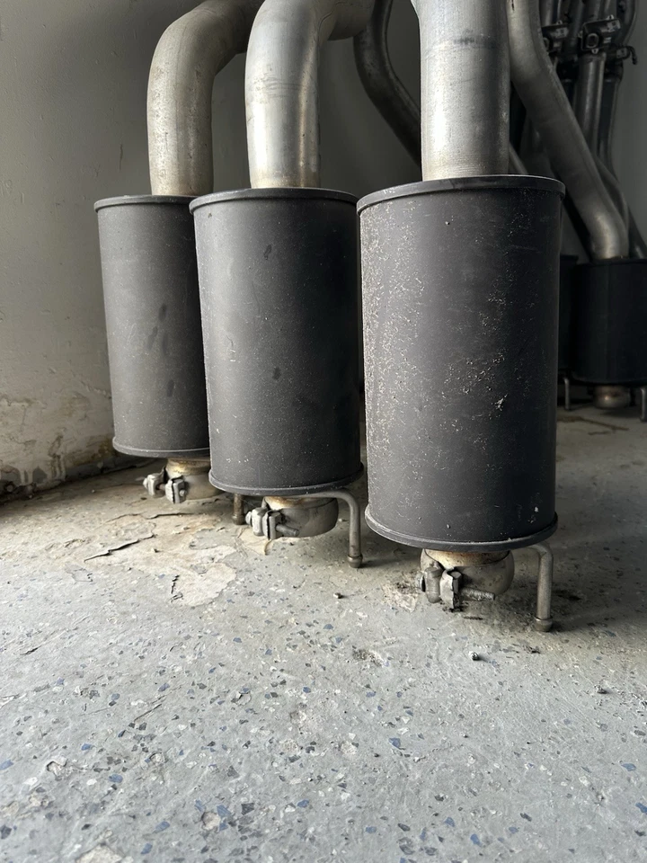 Dodge Challenger ScatPack HellCat RedEye Demon 170 2023 OEM Catback SIN CONSEJOS Foto 4 de 4