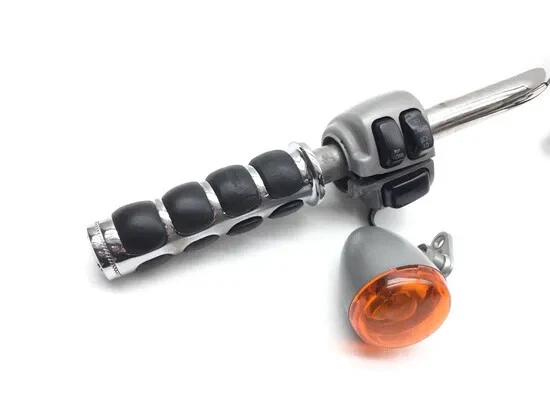 Guidões com interruptores Harley-Davidson Rocker 2008 1383 x - Imagem 2 de 4