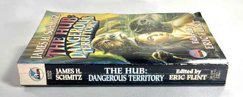 The Hub: Dangerous Territory by James H Schmitz Vintage 2001 - Picture 7 of 8