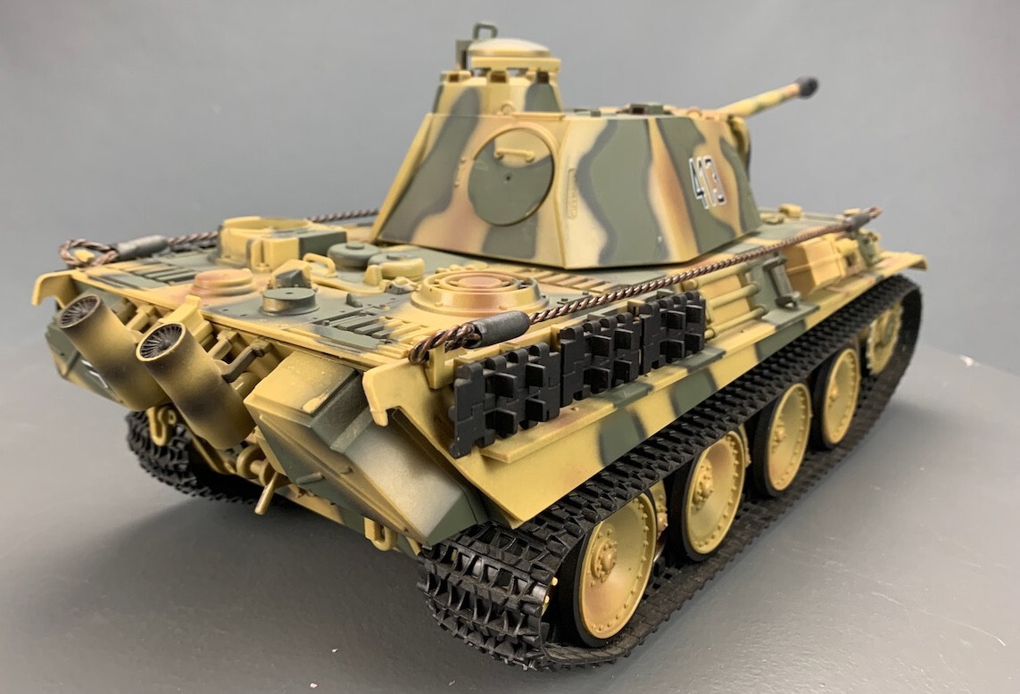 21st Century Toys The Ultimate Soldier WWII German Panther Tank 1