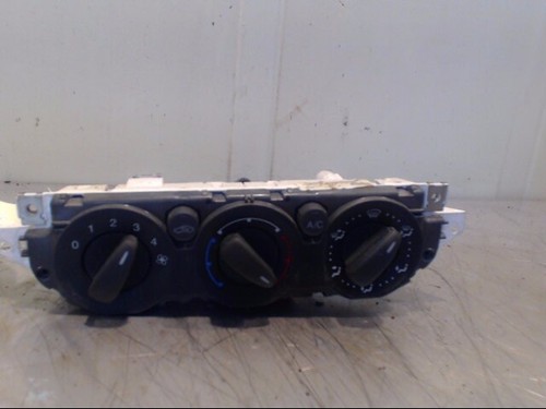 PANNEAU DE COMMANDE CHAUFFAGE CLIMATISATION Ford Focus 2 Wagon 2009