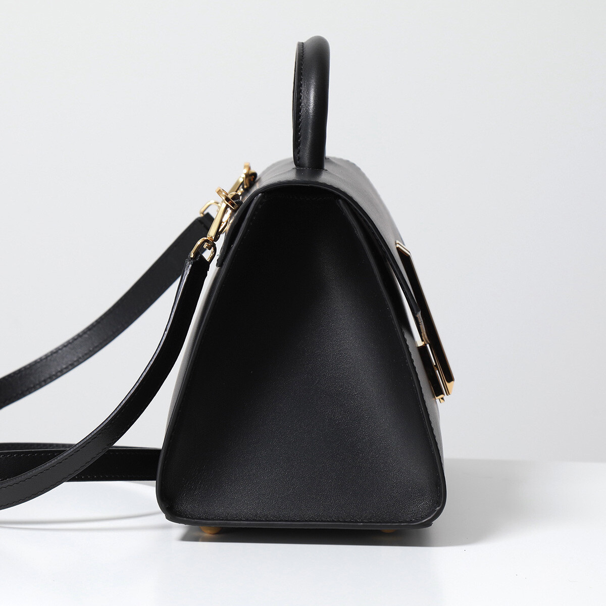 DEMELLIER MIDI MONTREAL Midi Leather Shoulder Bag black or DEMELLIER MIDI MONTREAL Midi Leather Shoulder Bag black or