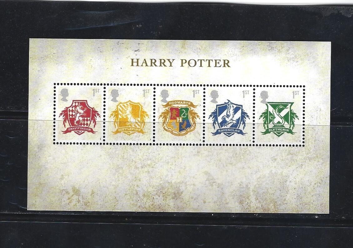 SELLOS TEMA CINE GRAN BRETAÑA 2007 HB Harry Potter - Escudos de Hogwarts