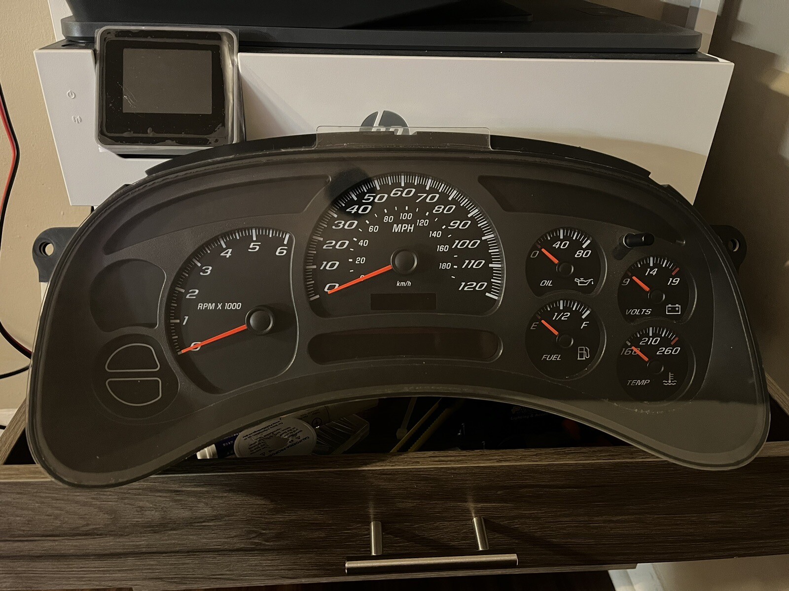 20032006 Silverado Gauge Cluster With SS Face Led Edition With White