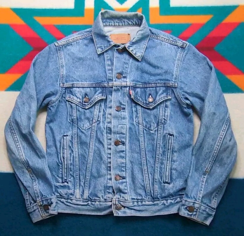 Vintage Levi's Denim Trucker Jacket Made In USA Biker Unlined Size 38 R Small