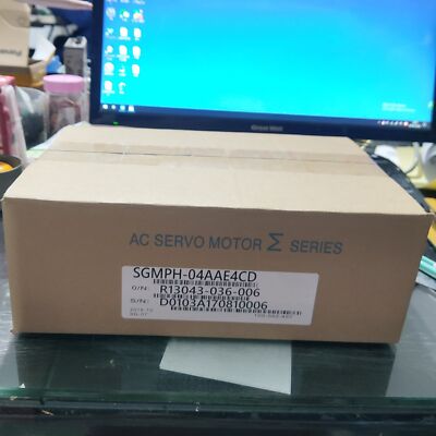 Yaskawa SGMPH-04AAE4CD Servo Motor