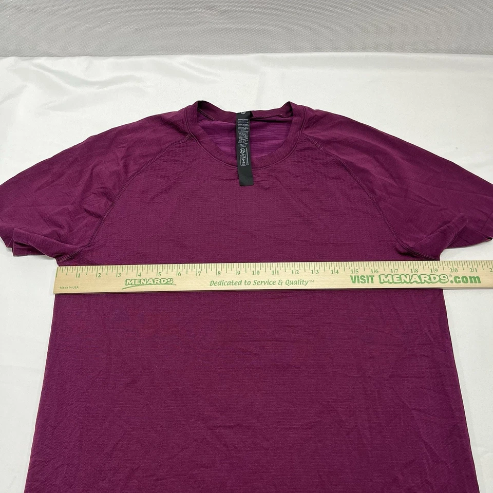 Lululemon Mens Size M Metal Vent Tech Short Sleeve Gym Shirt Purple Magenta - Image 4 of 4