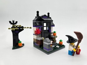 LEGO 40122 Seasonal Trick or Treat Halloween Set & Instructions