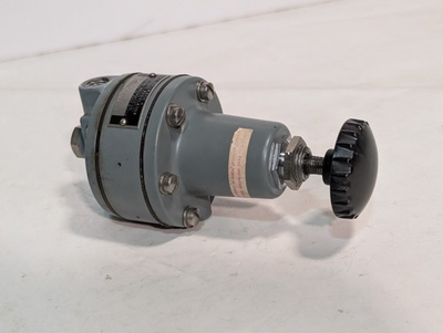 #ad Moore Products 40 15 Nullmatic pressure regulator adjustable USA as shown $29.99