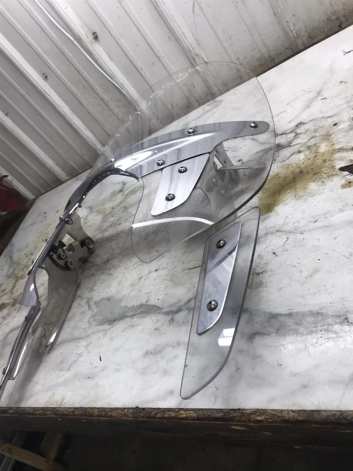 14 Triumph Rocket III 3 Touring Parabrisas Parabrisas Parabrisas Foto 4 de 4