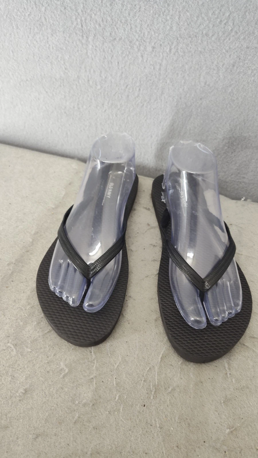 Old Navy Men Flexible 3Point Strap Sandals 9 Black Rubber Casual Relaxed Slip In