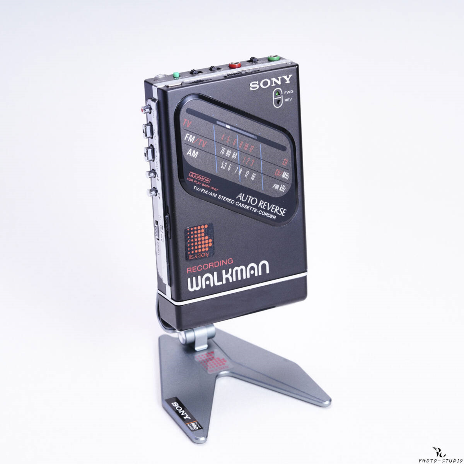 ジャンク品】SONY WALKMAN WM-F203 レッド SONY ウォークマン WM-F203