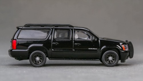 596model 1:64 596Model Black Suburban Full Size SUV Model Diecast Metal Car BN - Bild 15 von 16