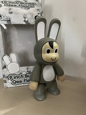 Toy2R 2006 Frank Kozik Bunee Qee Fiesta Happy Boy Gray ver 9