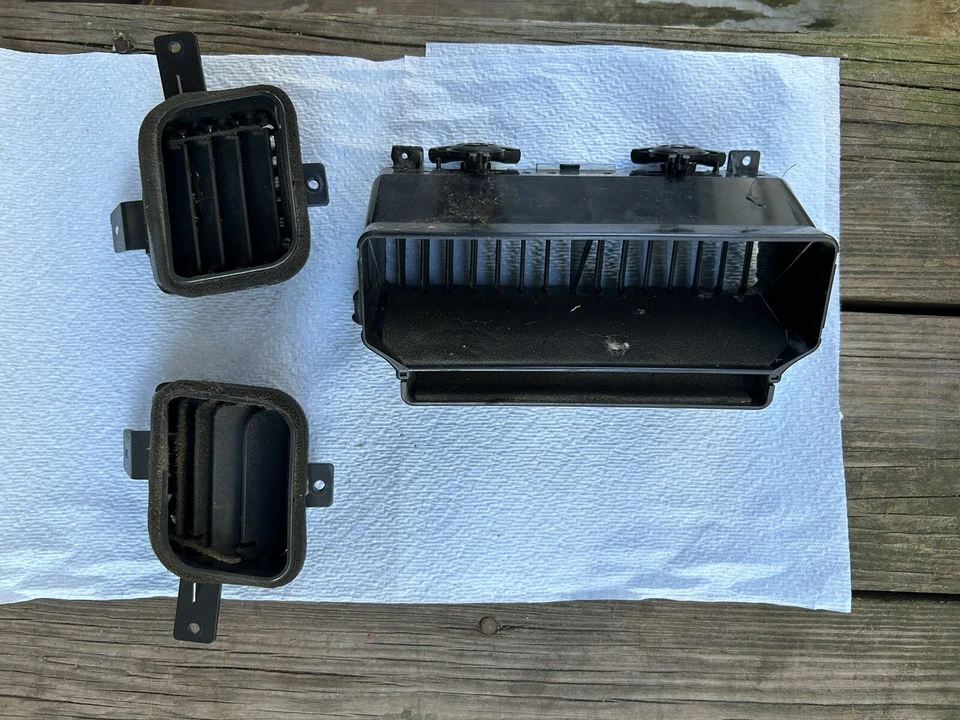 90-96 Nissan 300zx 2+0 Passenger,Drivers, Center Panel HVAC Vents Louver DuctOEM - Image 2 of 2