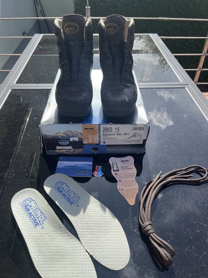 Meindl Engadin MFS Gr.43 / 9 Leder Wanderschuh sehr guter Zustand