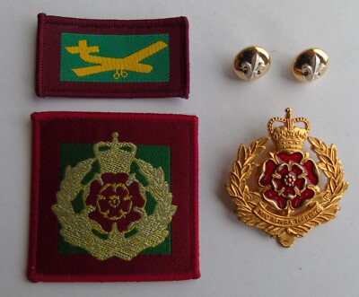Duke of Lancasters Regiment Cap Glider Arm Badges Buttons & Cloth Patch