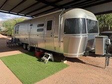 2010 30 RB Airstream Flying Cloud With Upgrades