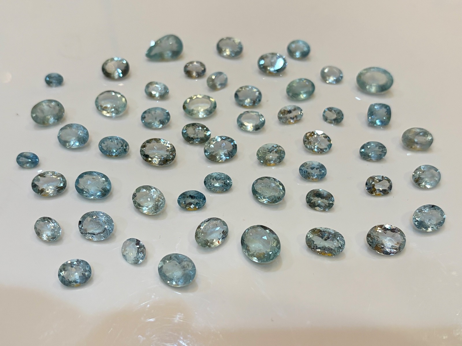 137.5 CARAT GEM LOT OF NATURAL UNTREATED GENUINE LOOSE AQUAMARINES