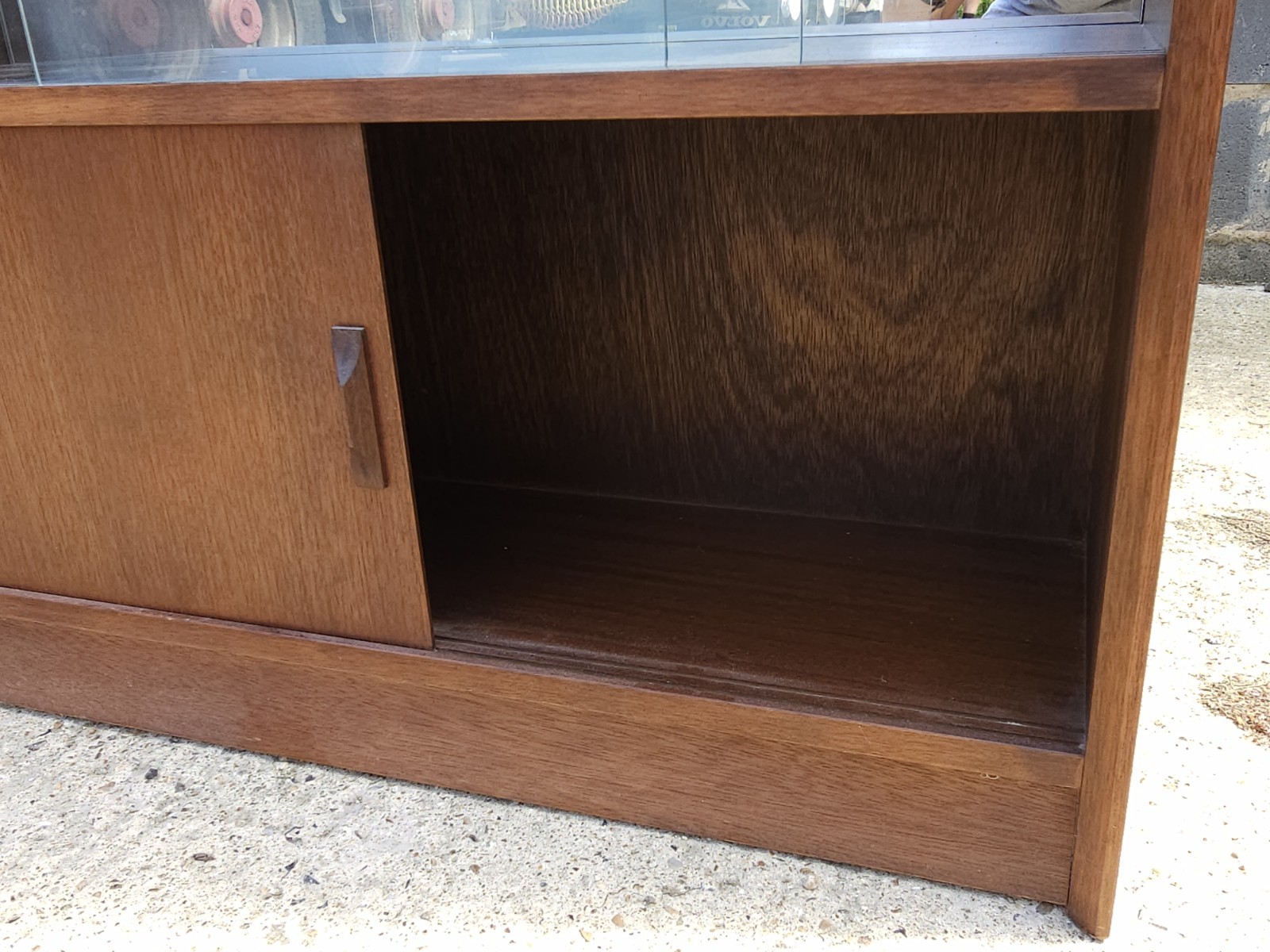 Mid Century Drinks Display Cabinet By Herbert Gibbs Mirrored With Glass Doors — image 7