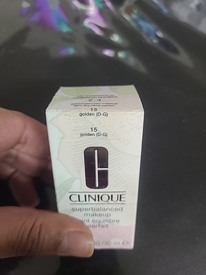 Clinique Superbalanced Makeup Foundation Golden 